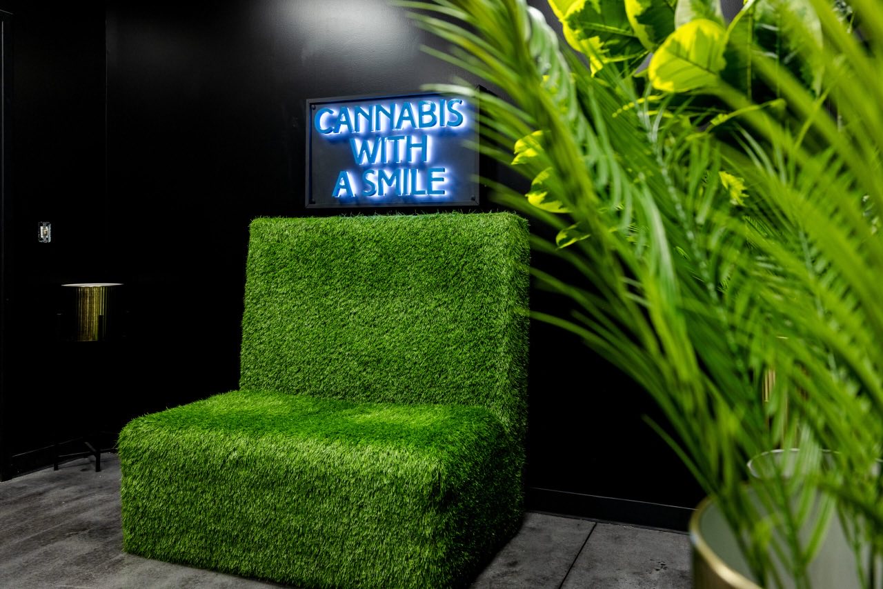 The Frosted Nug website
